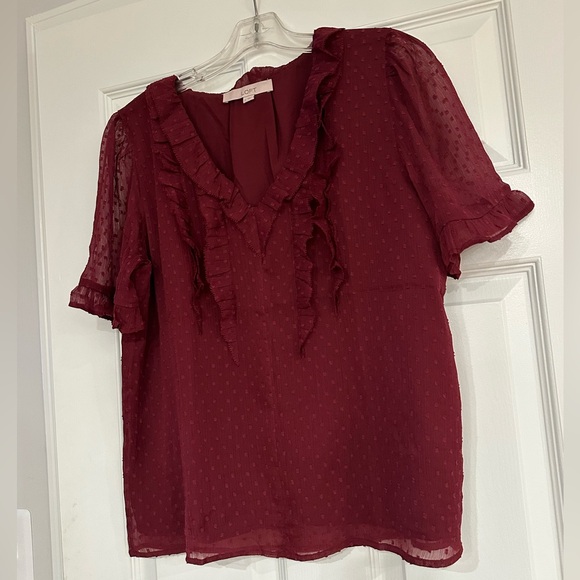 LOFT Clip Ruffle V-Neck Top - Picture 10 of 10